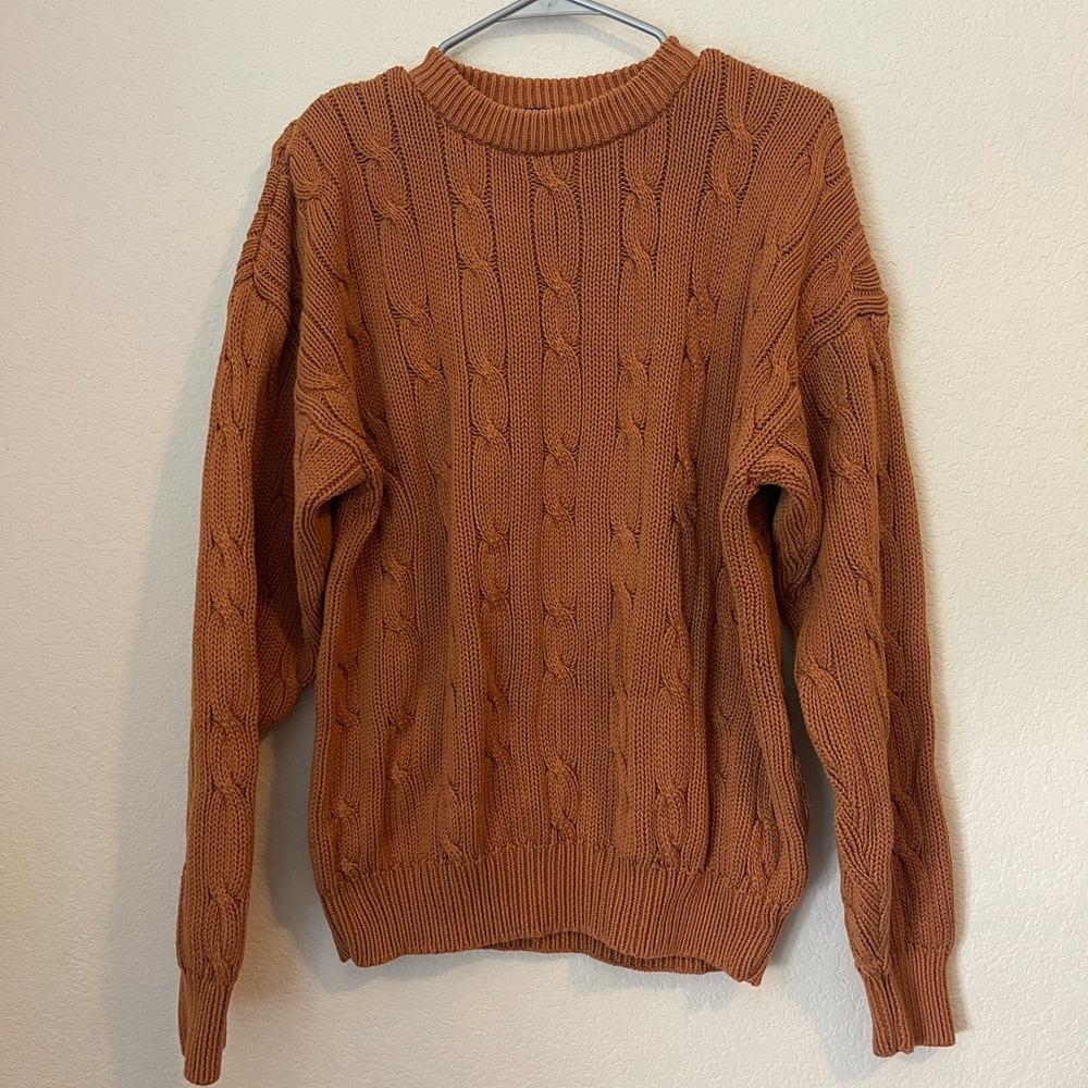 Cambridge Classic Brown Cable Knit Crewneck Sweater